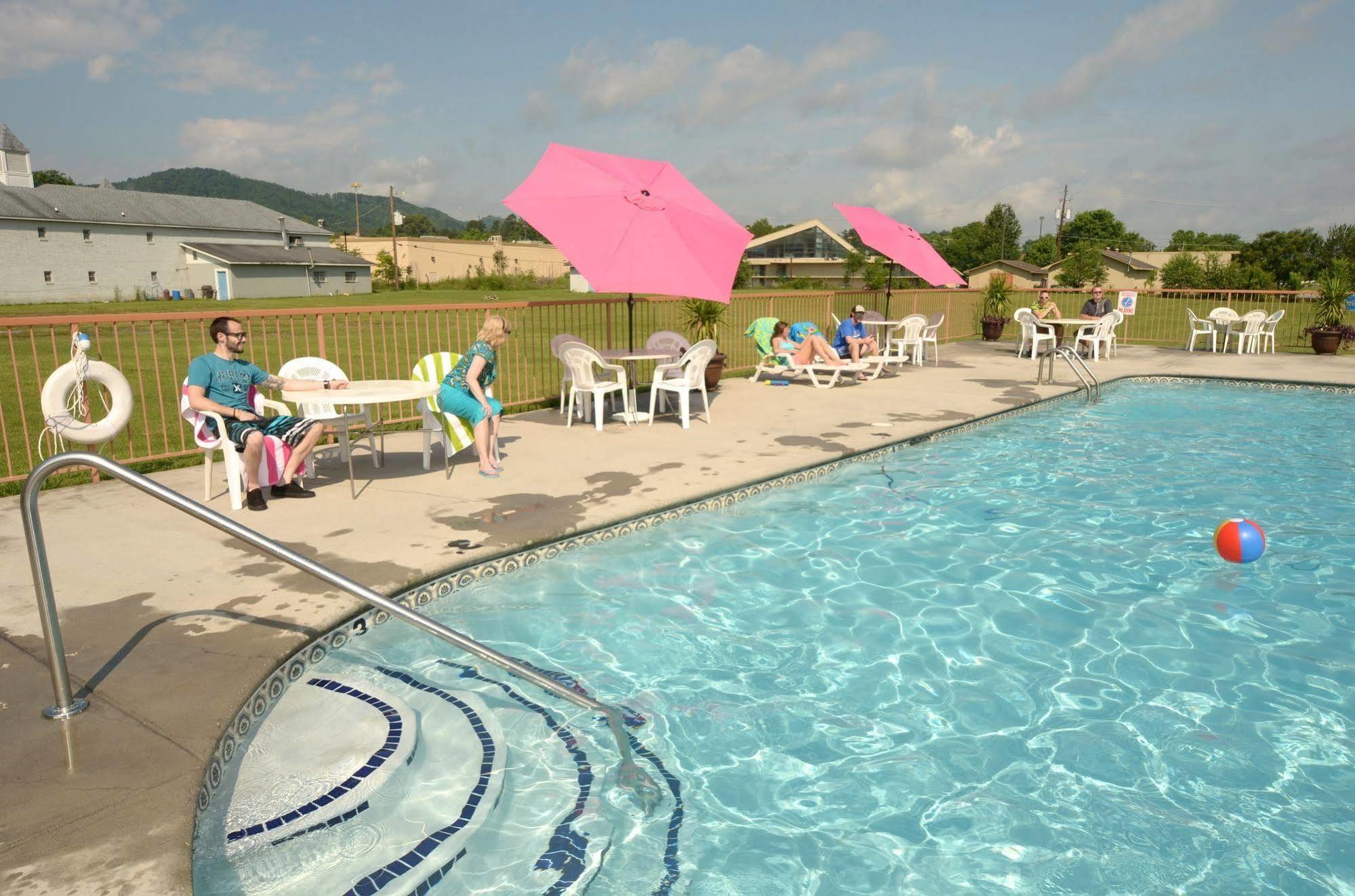 Creekstone Inn Pigeon Forge Exteriér fotografie